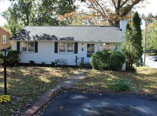 300 Harris Rd, Charlottesville, VA 22903