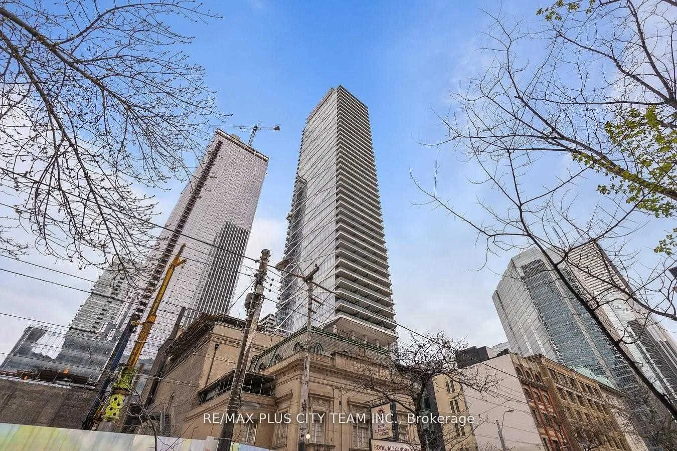 2 bed, $2,900 — Photo 1
