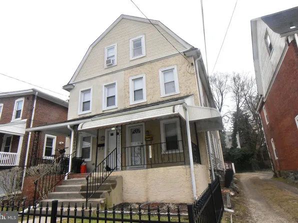 165 Simpson Rd, Ardmore, PA 19003
