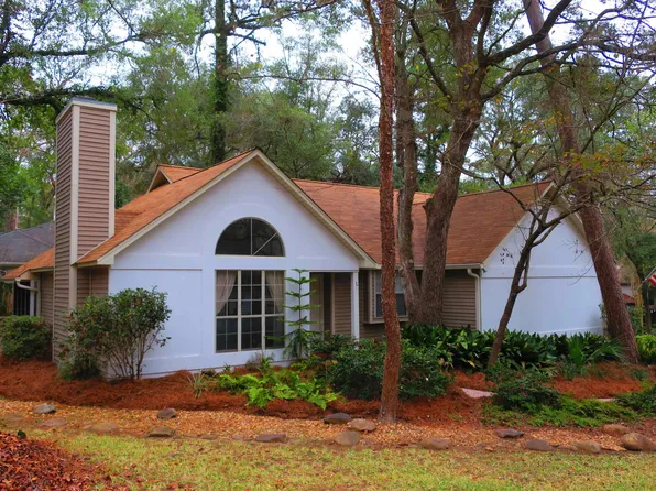 4444 Bay Shore Cir, Tallahassee, FL 32309