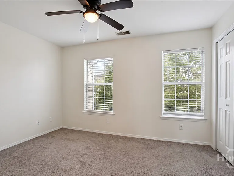 84 Fairgreen St — Photo 20