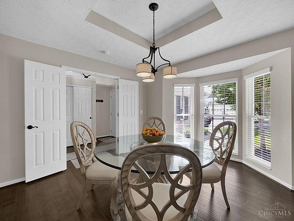 5th image of 4120 Eastvillage Dr