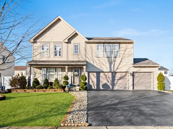 25211 Government Ln, Plainfield, IL 60544