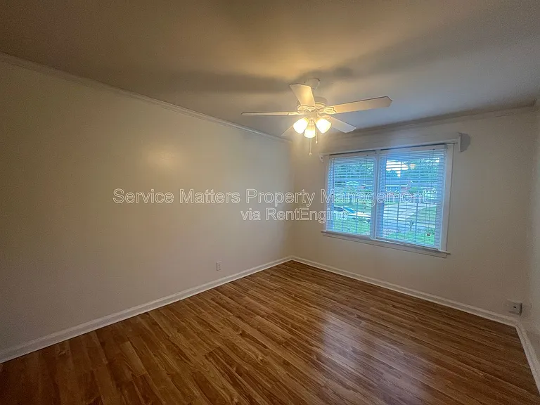 1401 E 34th St — Photo 35