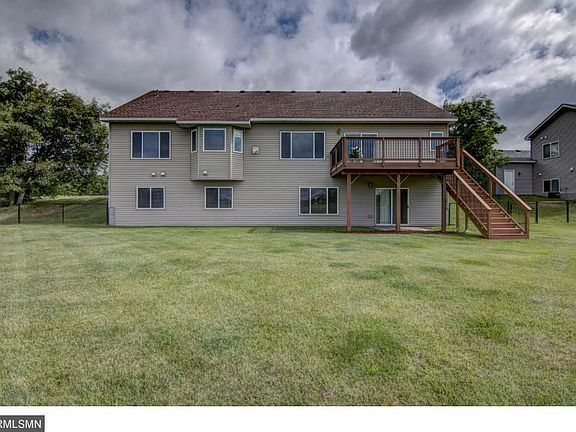 3rd image of 22528 Zion Pkwy NW