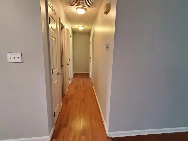 2823 Franzia Dr — Photo 10
