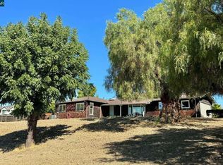 228 Nob Hill Dr, Walnut Creek, CA 94596