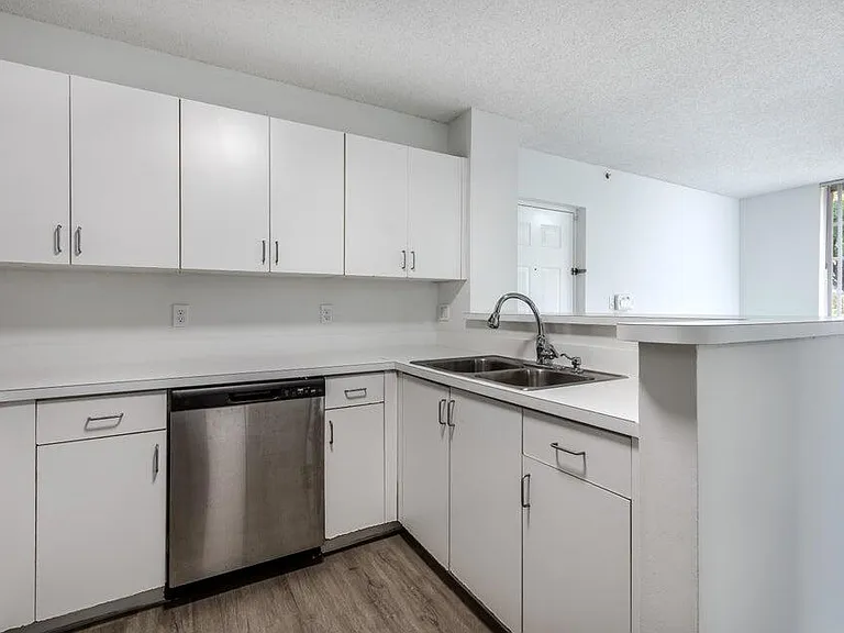 2031 Renaissance Blvd — Photo 6