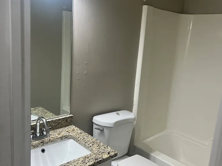 897 E Northfield Blvd — Photo 13