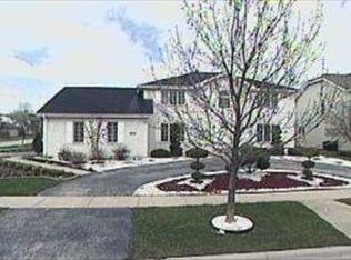 18334 Robin Ln, Homewood, IL 60430