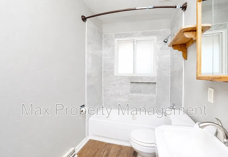 3422 SW 8th St — Photo 13