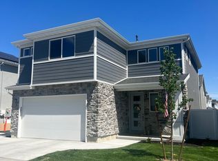 2052 W 3250 S, Syracuse, UT 84075