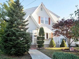 11 Taft St, Cranston, RI 02905