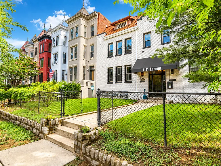 1111 Lamont St NW #203 — Photo 14