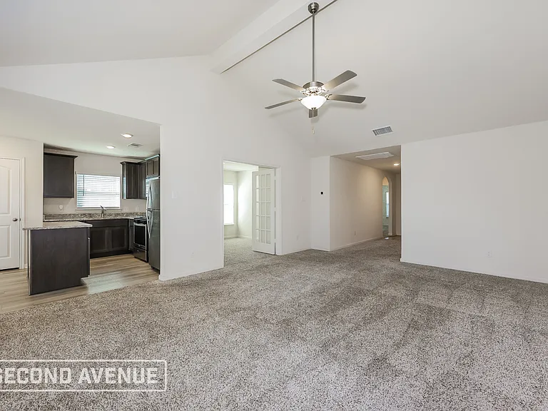 1421 Sunkiss Dr — Photo 7
