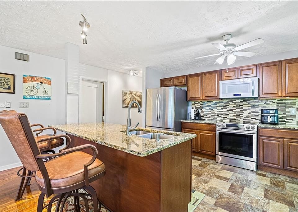 1st image of 1254 S Enota Dr NE