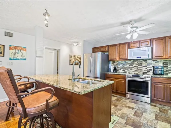 1254 S Enota Dr NE, Gainesville, GA 30501