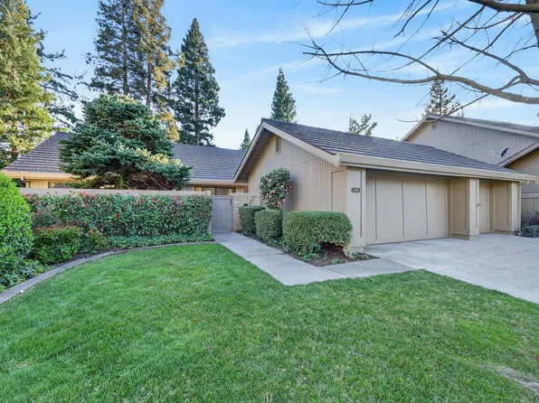 11474 Round House Ct, Gold River, CA 95670