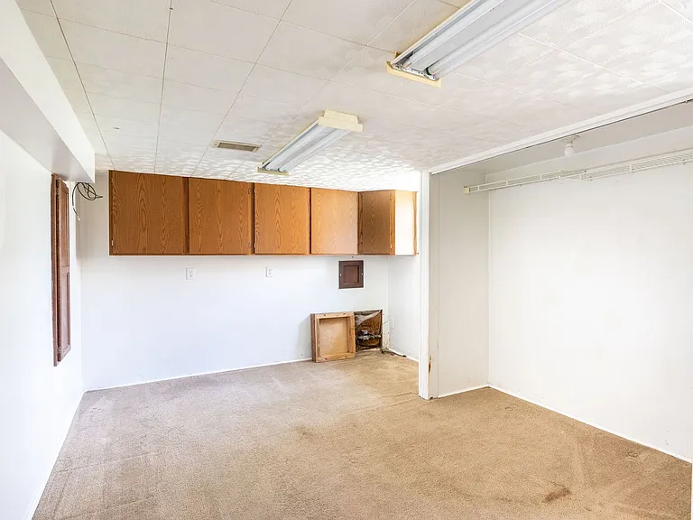 9717 Glendale Rd — Photo 18