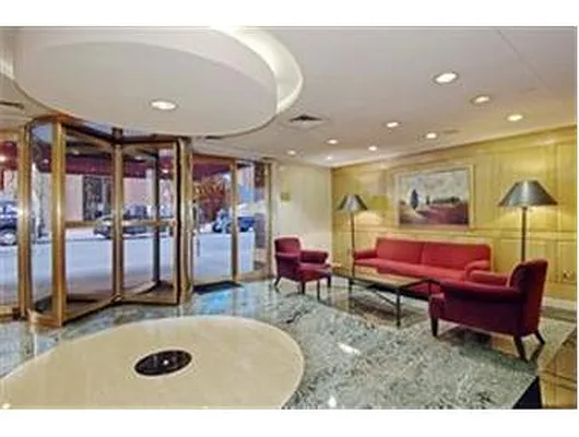 Rented by Douglas Elliman | media 19