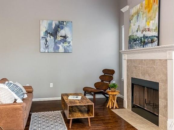 5th image of 2232 Hibiscus Ave #0