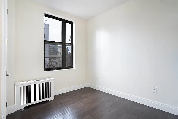 Rented by Compass | media 17