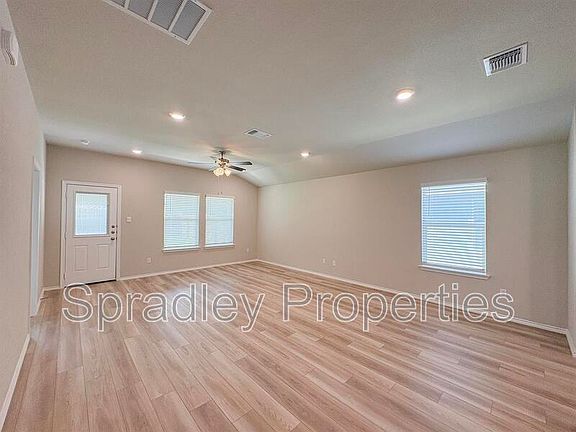 4th image of 1012 Ribeye Rd
