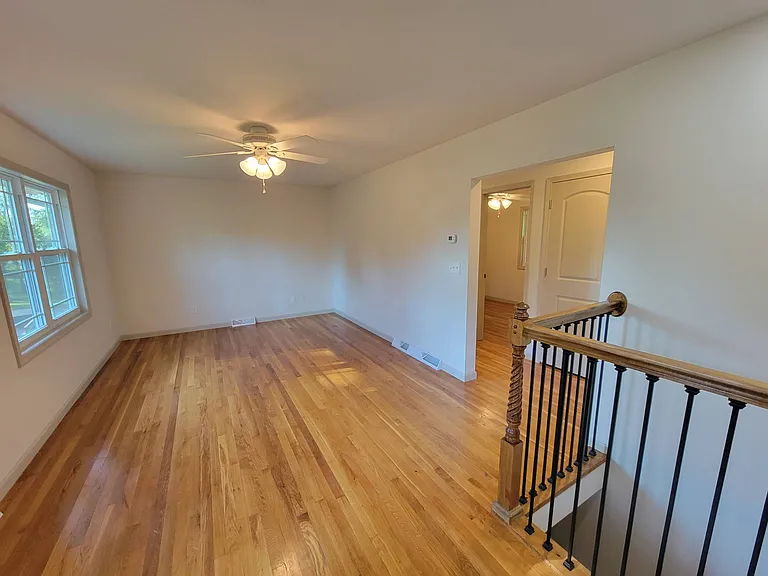 209 Wayland St — Photo 7