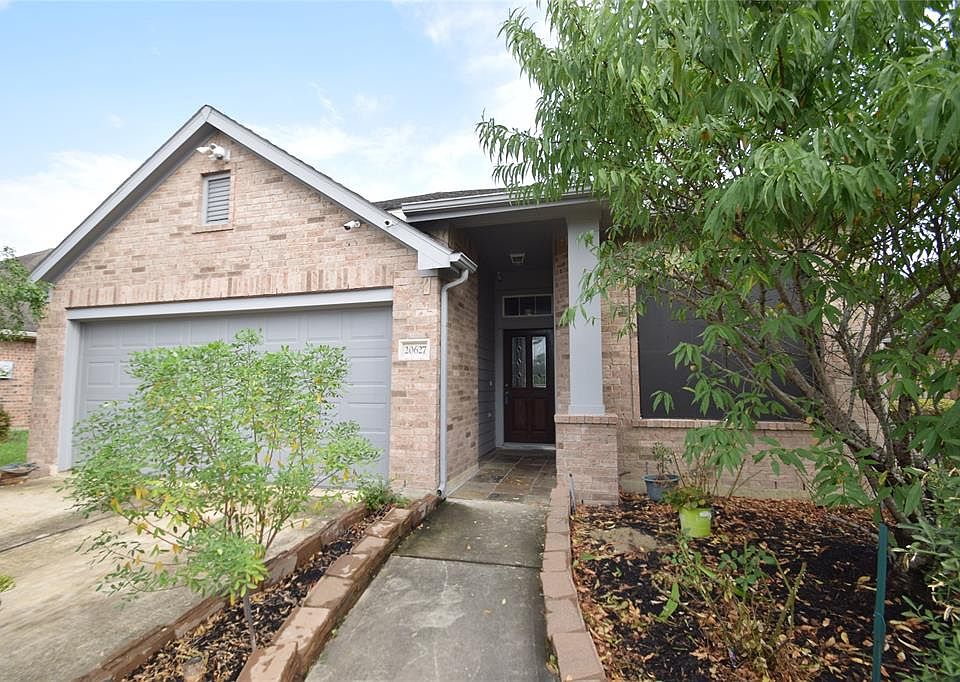 1st image of 20627 Laurel Rain Ct