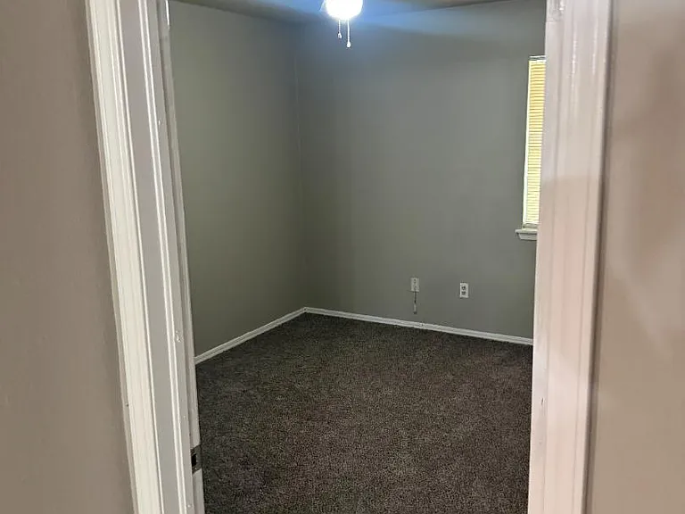 Unit Photo