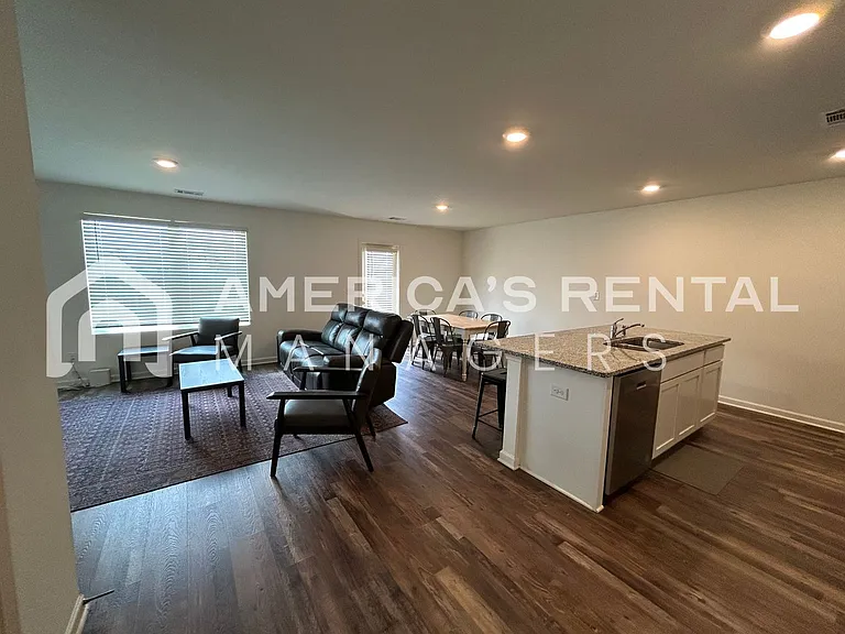 7213 Wilburton Ln — Photo 26