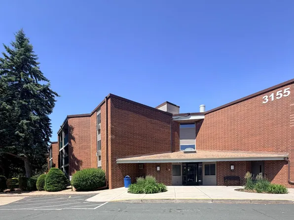 3155 Coachman Rd APT 465, Eagan, MN 55121