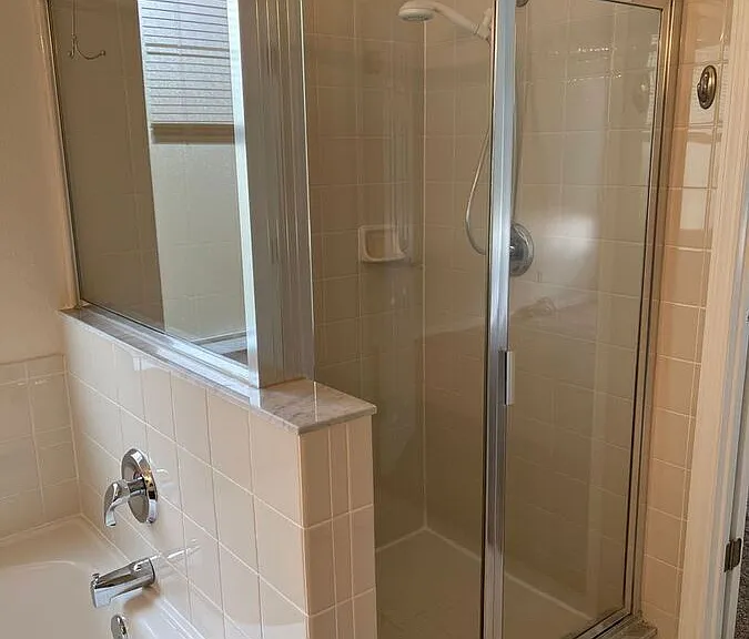 722 Windsor Estates Dr — Photo 2