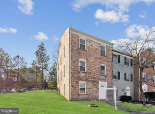 16728 Chowning Ct, Woodbridge, VA 22191