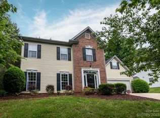13031 Asheford Woods Ln, Charlotte, NC 28278