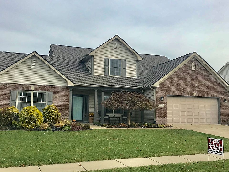 1st image of 10 Moon Valley Ct