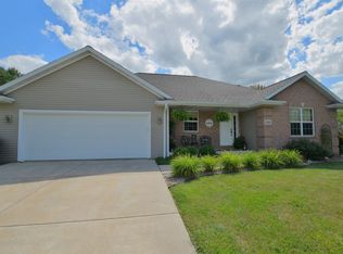 3463 Sandgate Castle Dr, Green Bay, WI 54313