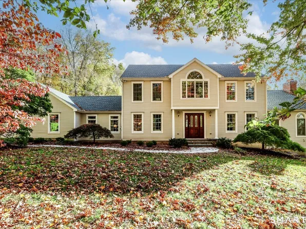 (undisclosed Address), Brookfield, CT 06804