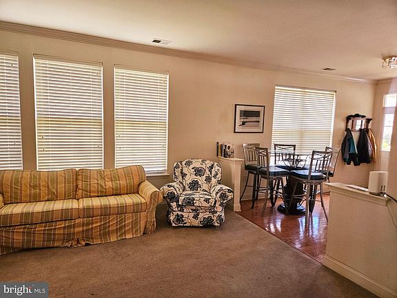 4th image of 434 Golf View Dr