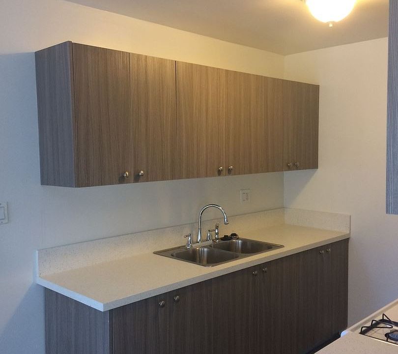 2nd image of 10239 Darby Ave