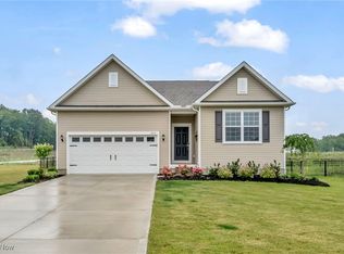 1014 Marissa Dr, Wadsworth, OH 44281