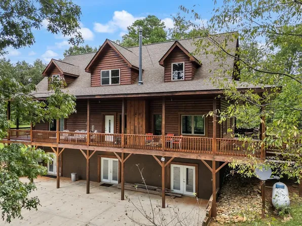 530 Hanging Dog Rd, Murphy, NC 28906
