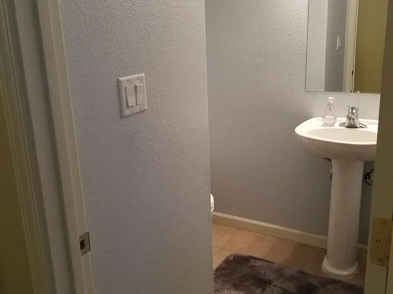 10048 Silver Star Dr — Photo 8