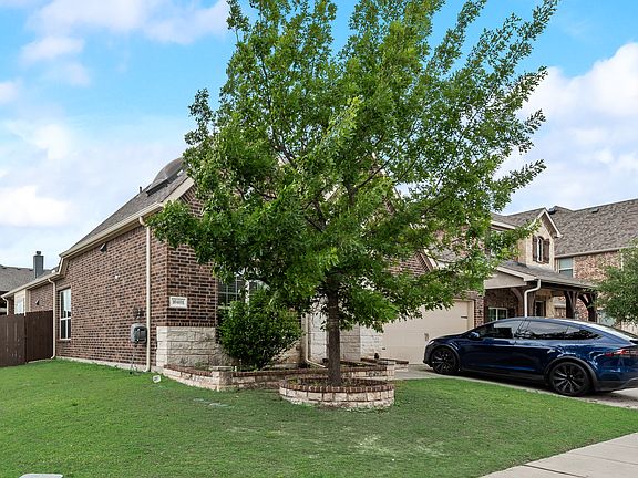 4th image of 10401 Jackson Hole Ln