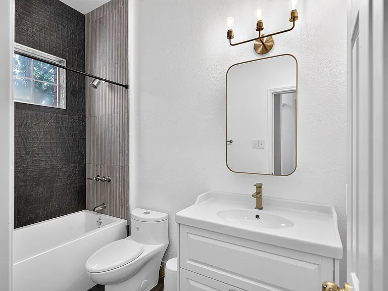 1331 Lighthouse Ln — Photo 16