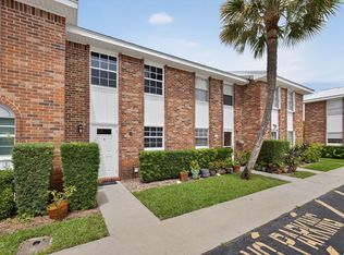 417 N Cypress Dr APT 11, Jupiter, FL 33469