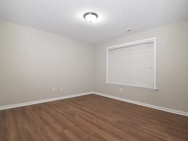 13978 Keams Dr — Photo 6