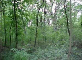 35W247 Fox River Dr, St Charles, IL 60174