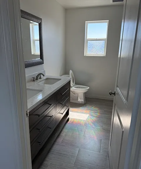 2243 N Continental Ave — Photo 3