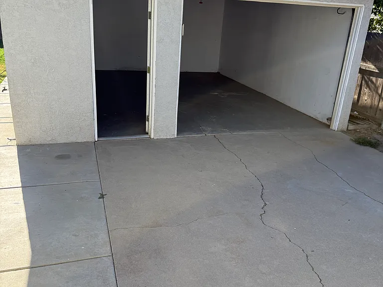 1024 Doyle St — Photo 14